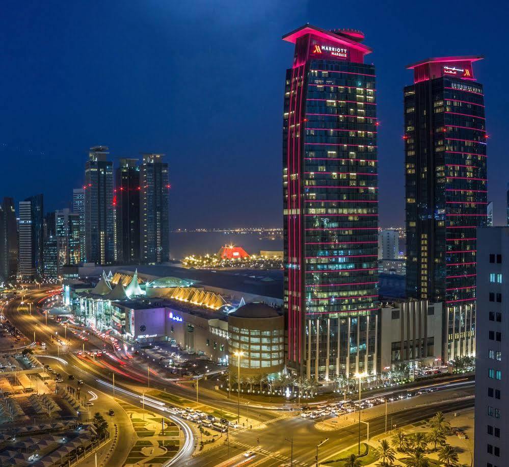 Courtyard By Marriott Doha City Center Exteriör bild